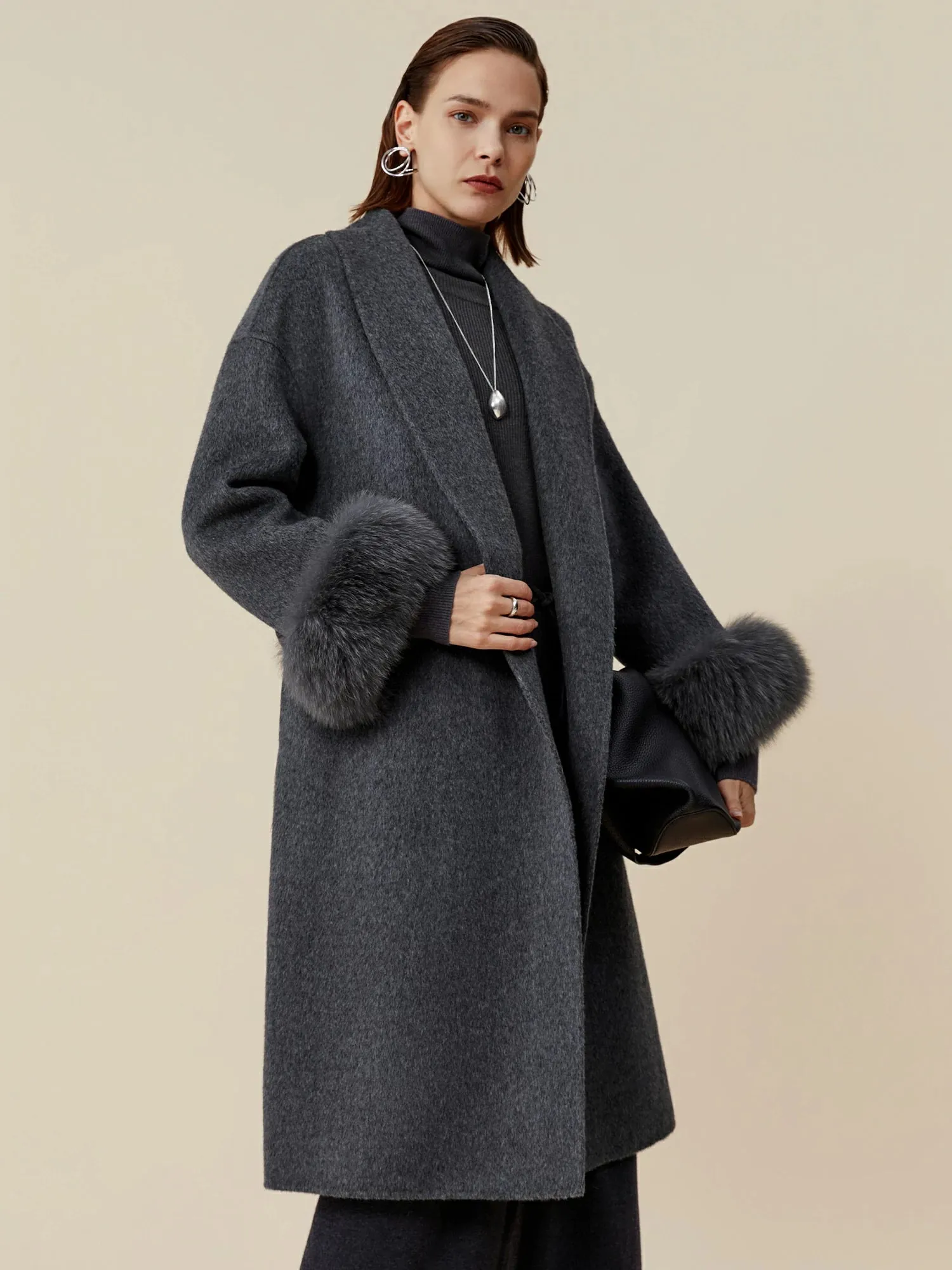 Amoretu 70.9% Wool Lapel Long Sleeve Plush Cuff Long Coat