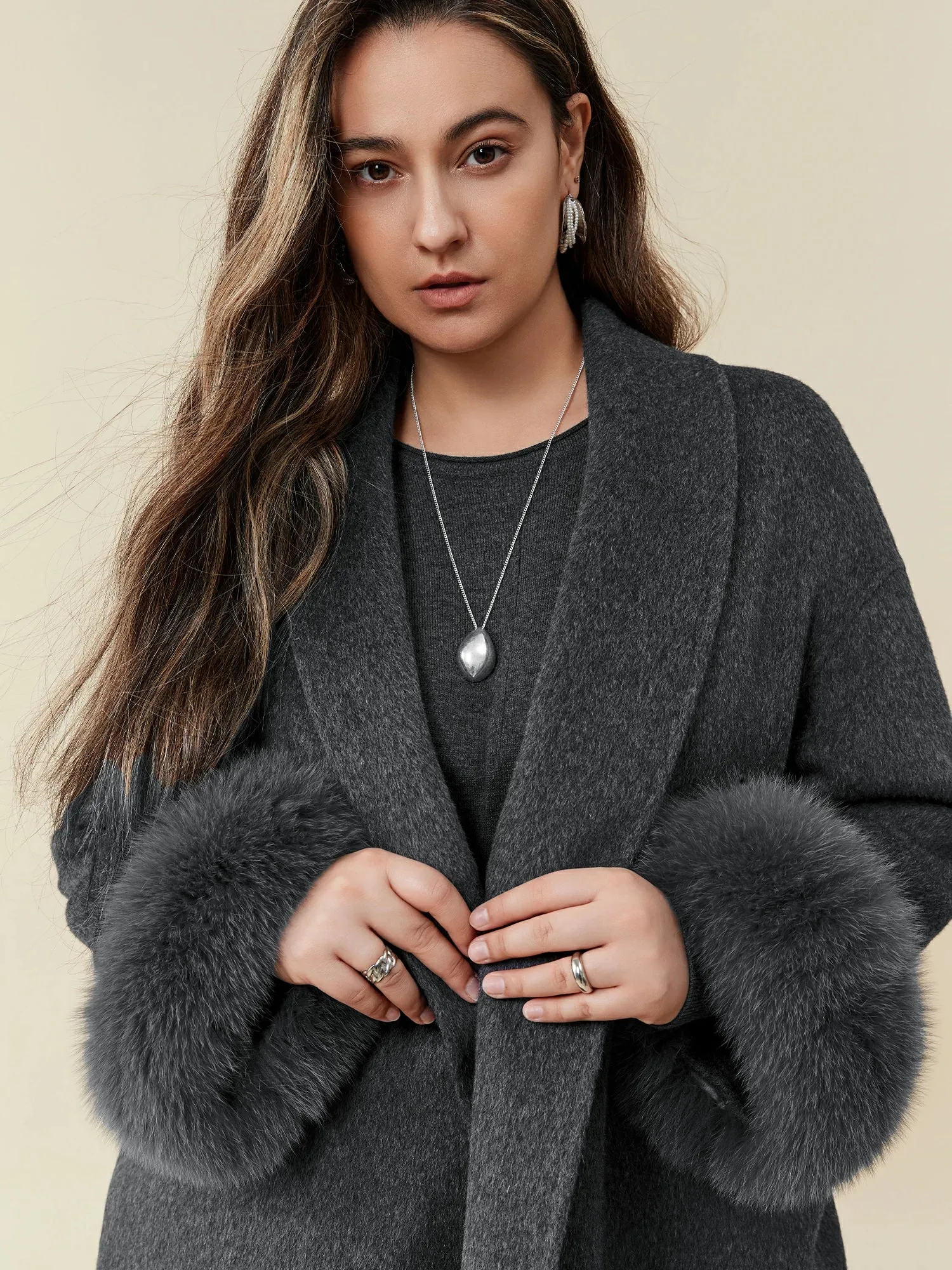 Amoretu 70.9% Wool Lapel Long Sleeve Plush Cuff Long Coat