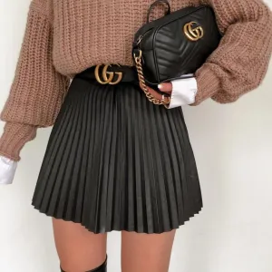 Chic Pleated Mini Skirt