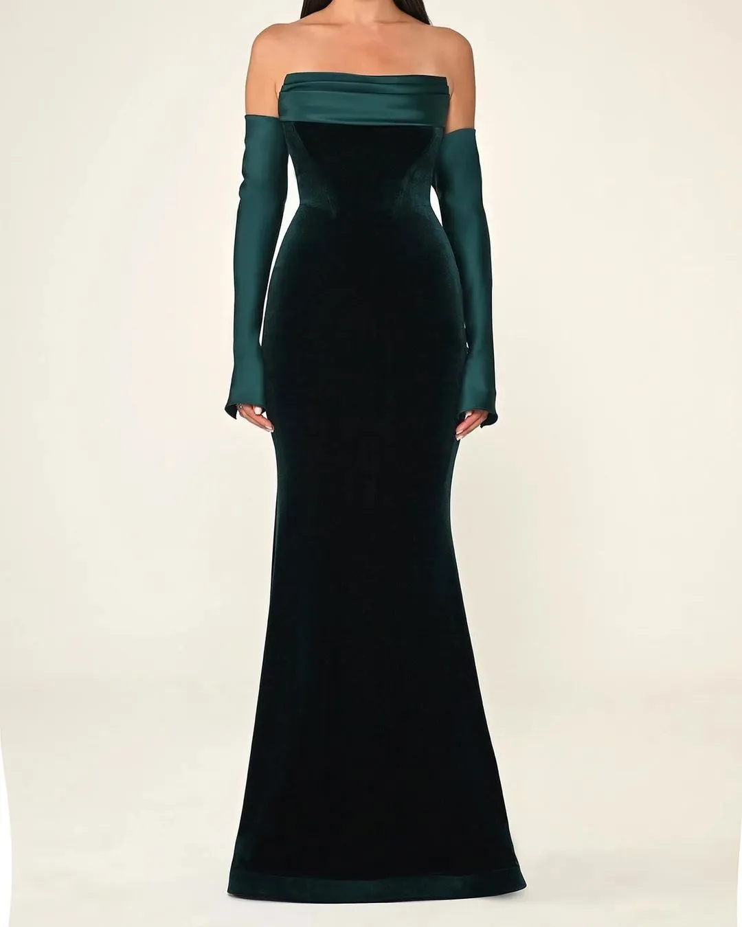 Elegant Velvet Strapless Evening dress with Sleeves SF355