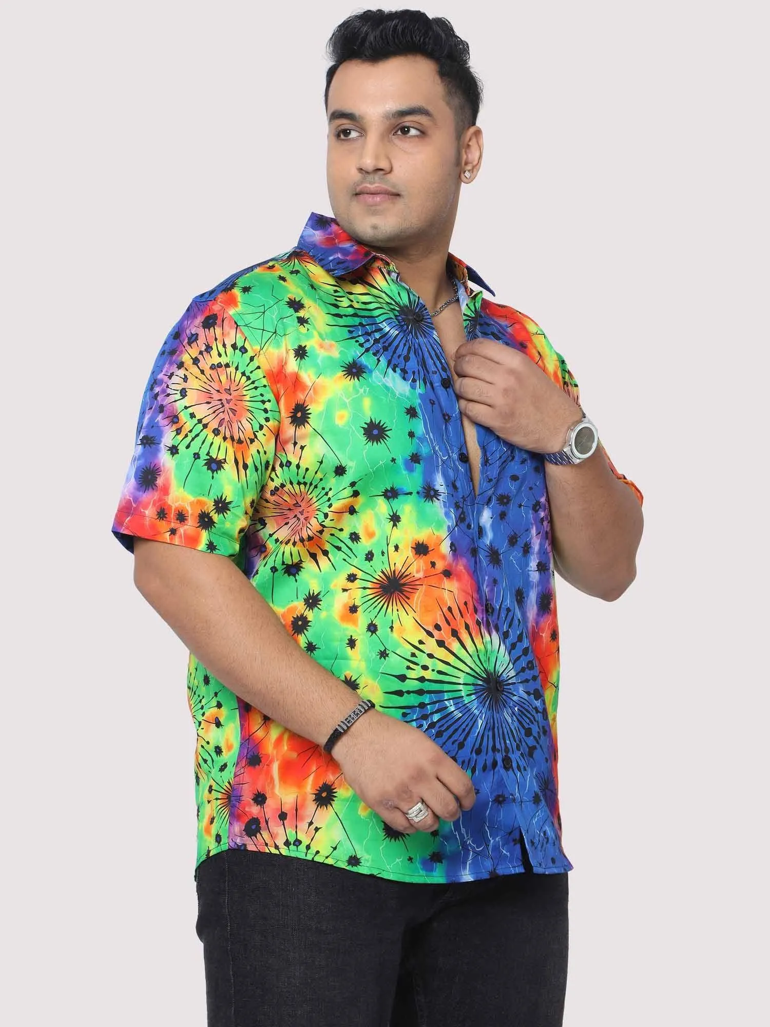 Men Plus Size Rainbow Scrunch Digital Printed Half Shirt