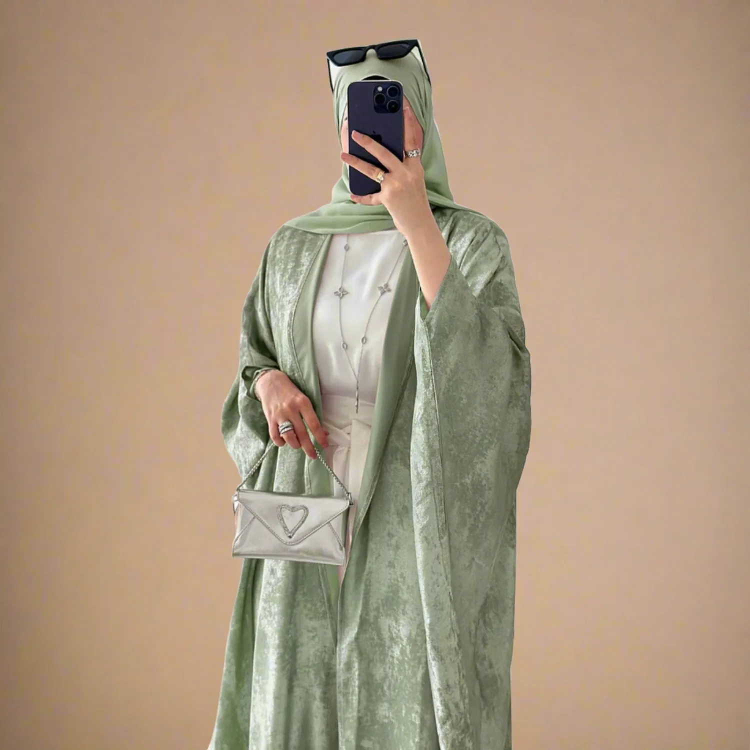 Midnight Moonlight: Dubai Batwing Abaya Kaftan