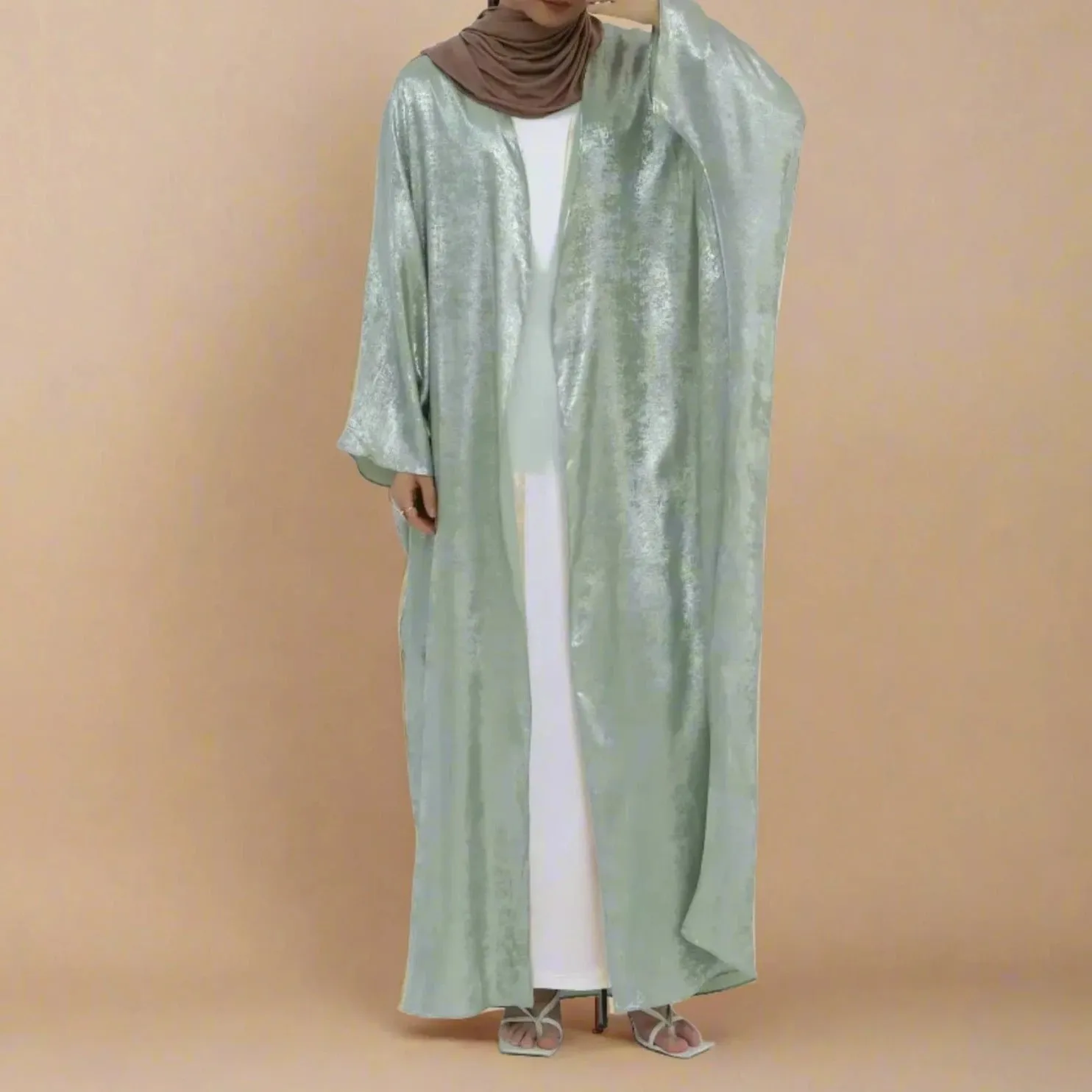 Midnight Moonlight: Dubai Batwing Abaya Kaftan