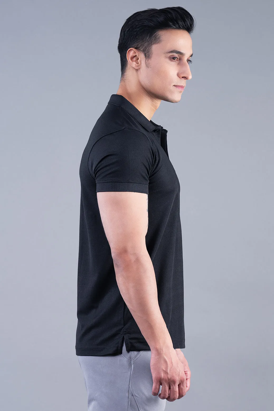 MINIMAL BUZZ CLASSIC POLO T-SHIRTS - BLACK