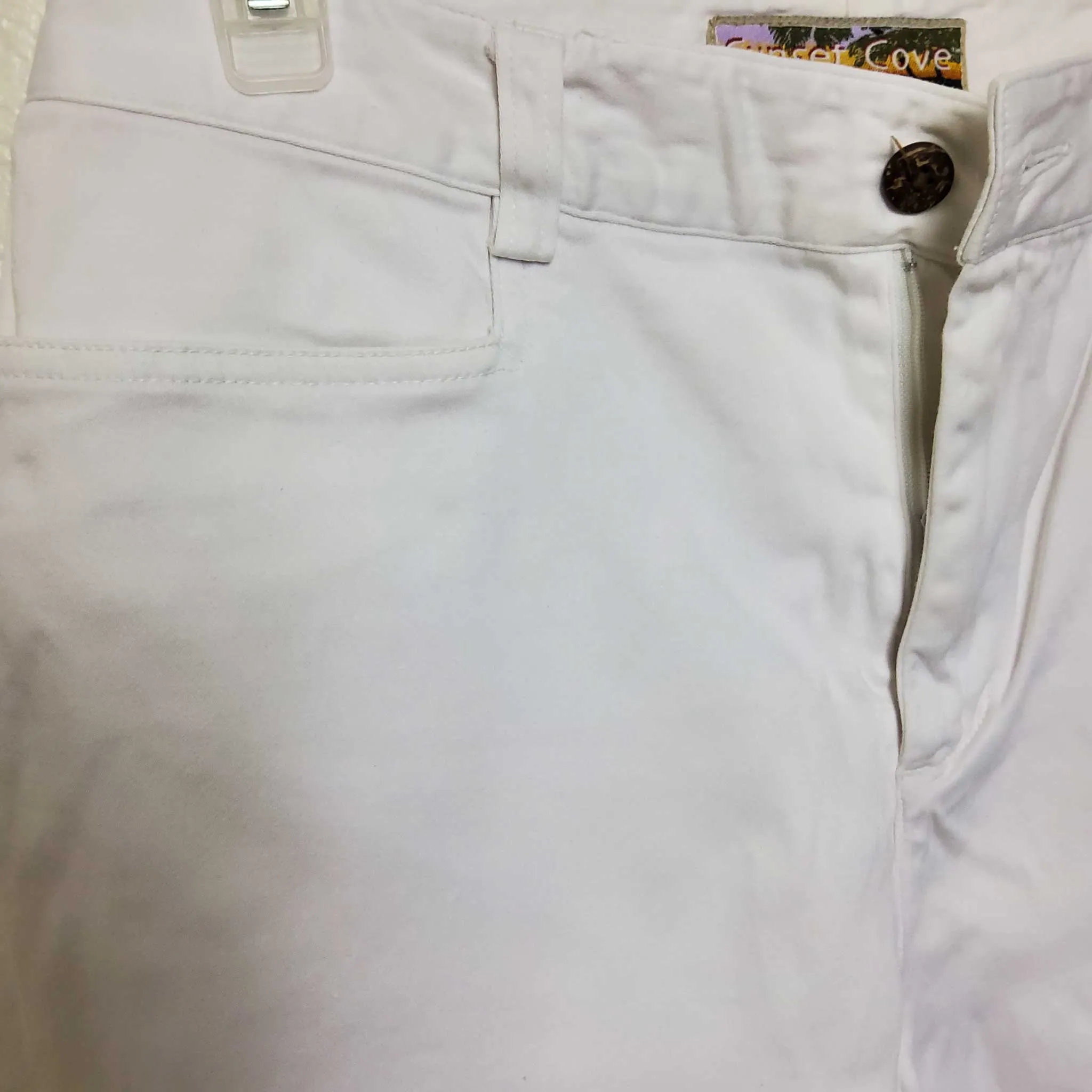 Sunset Cove Beige Capris, Women's Petite Size 8