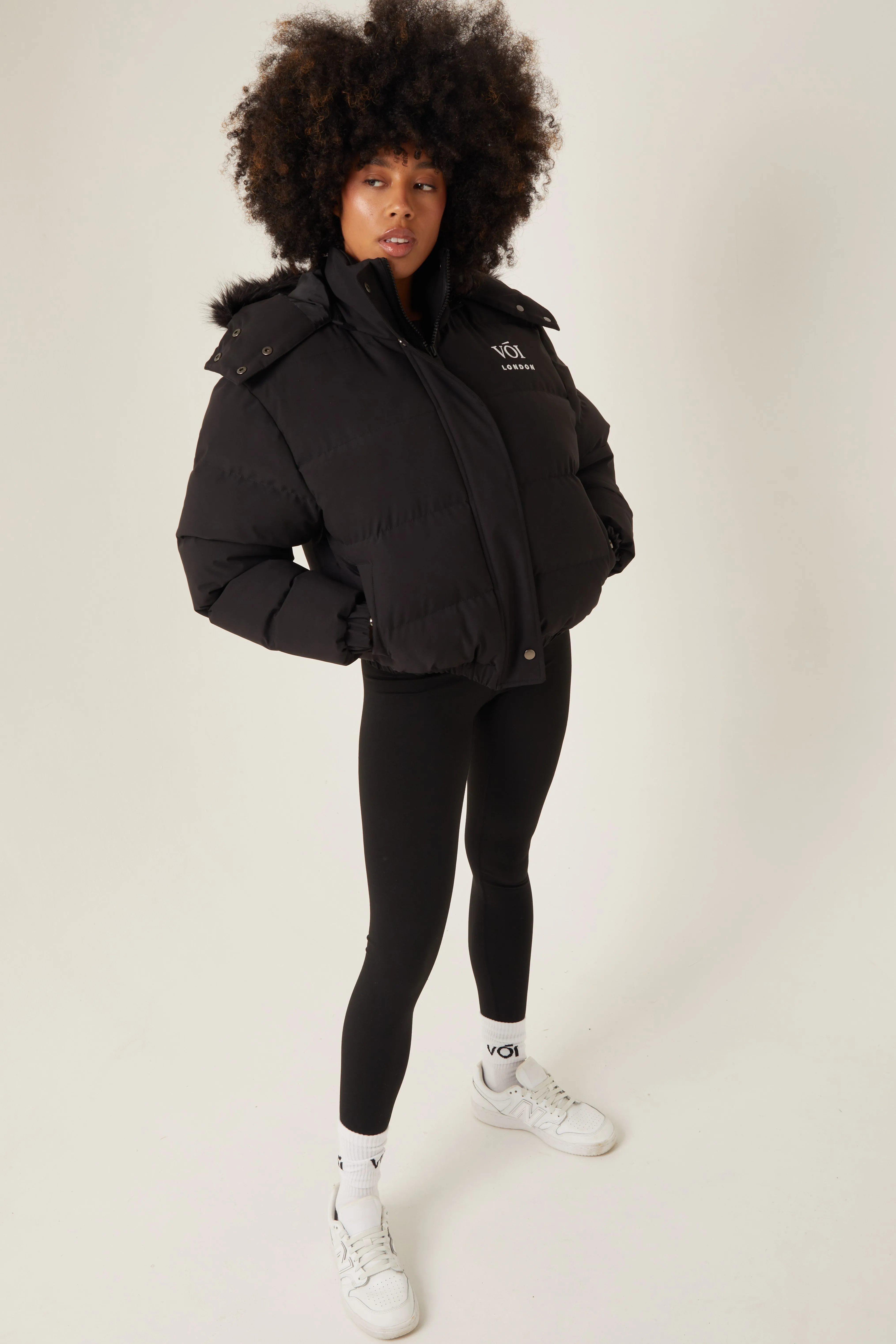 Victoria Cropped Puffer Jacket - Black