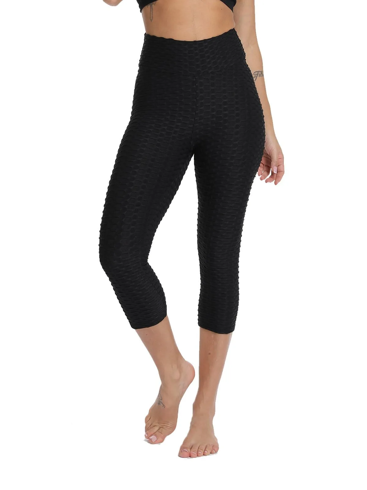 Women's Textured Form Fitting Soft Fitness Capris