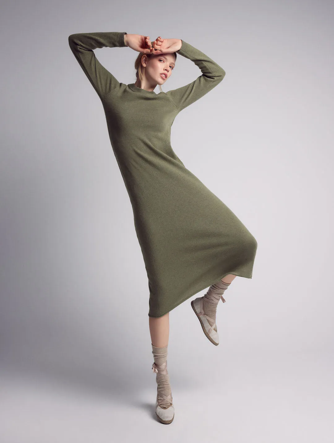 Zoe Cashmere Knitted Long Sleeve Dress Green